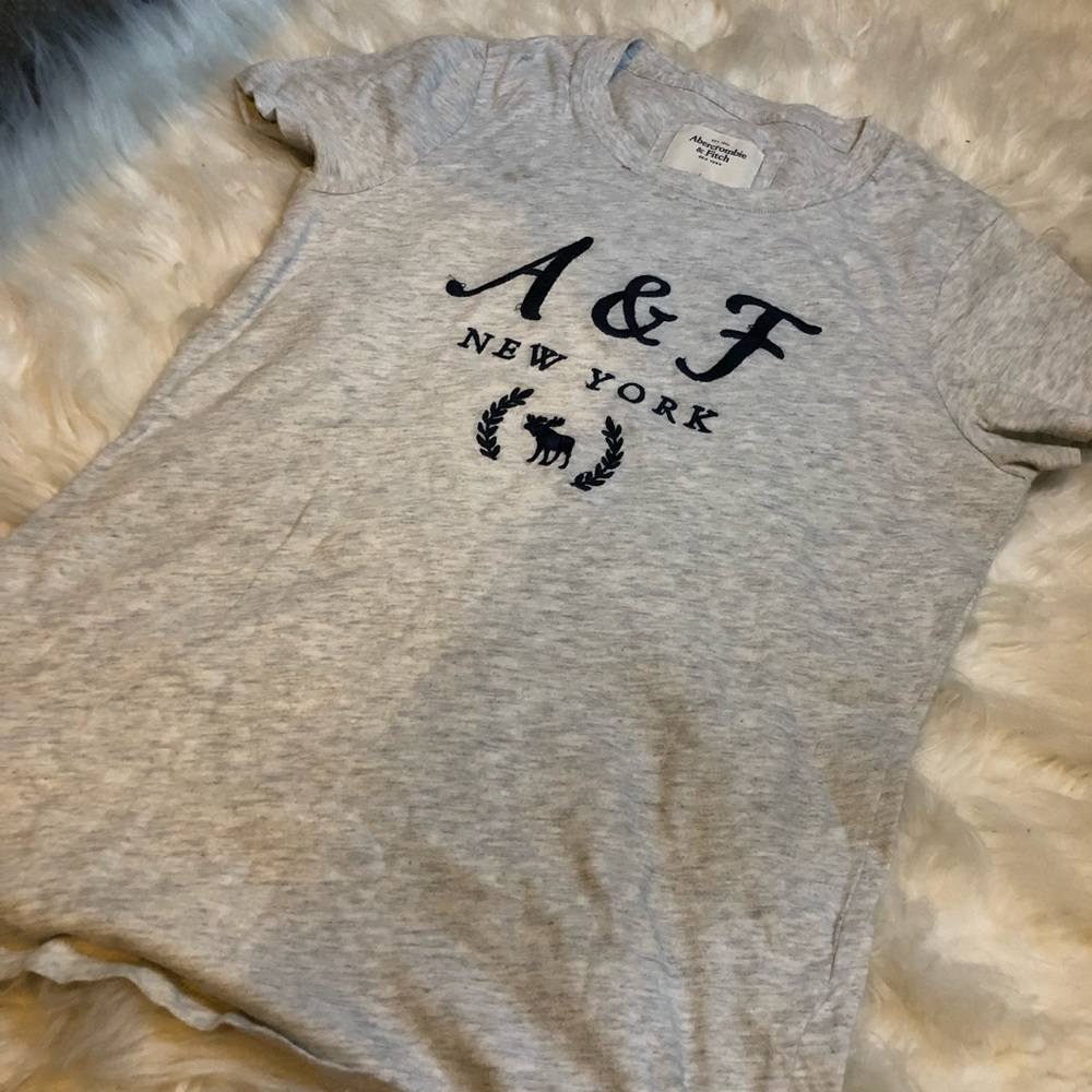 Abercrombie tee